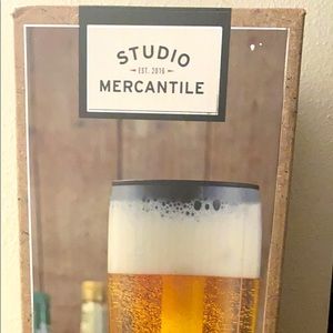 Beer and beverage tower